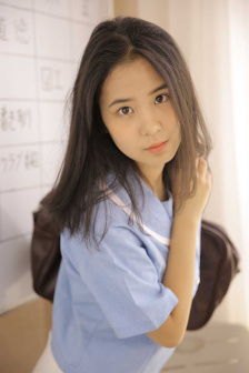 杨颖回应拍戏假吃