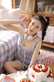 杨棋涵李美熙